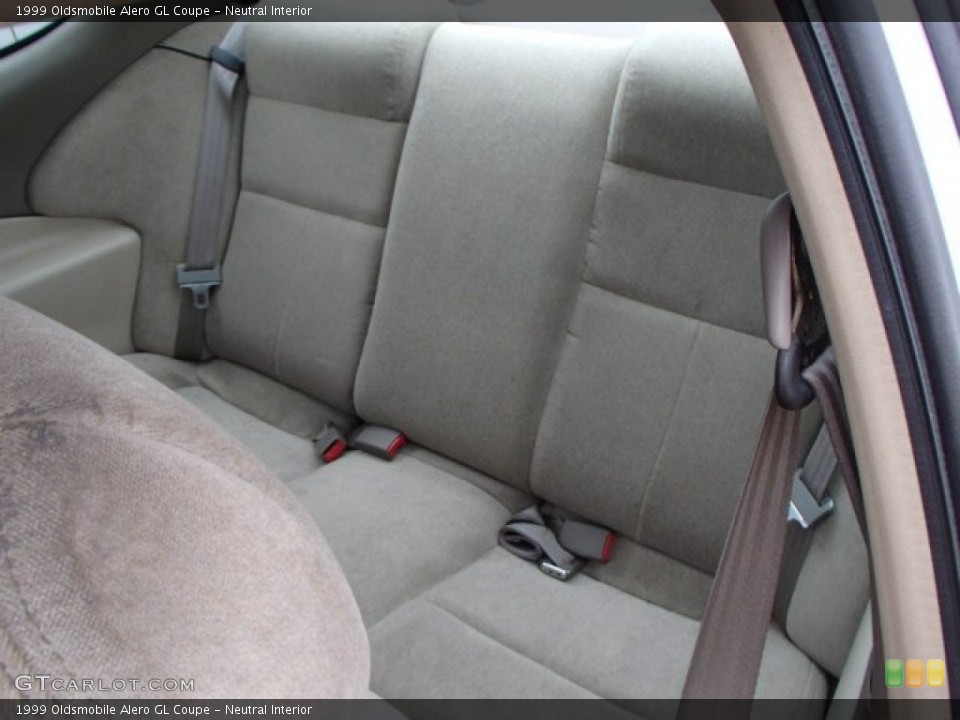 Neutral Interior Rear Seat for the 1999 Oldsmobile Alero GL Coupe #84410108