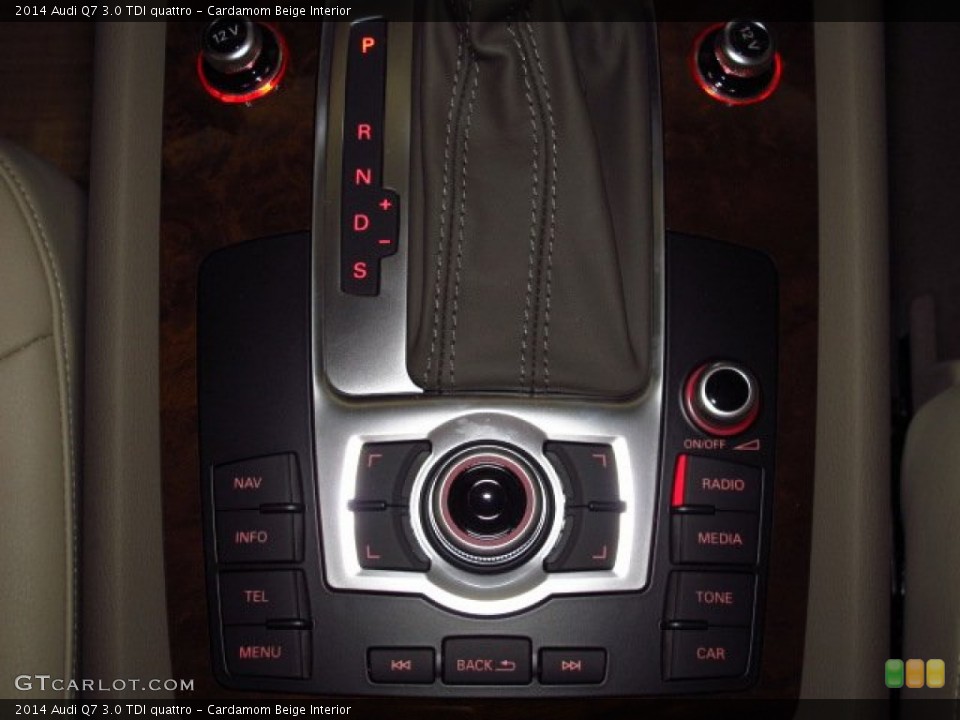Cardamom Beige Interior Controls for the 2014 Audi Q7 3.0 TDI quattro #84416900