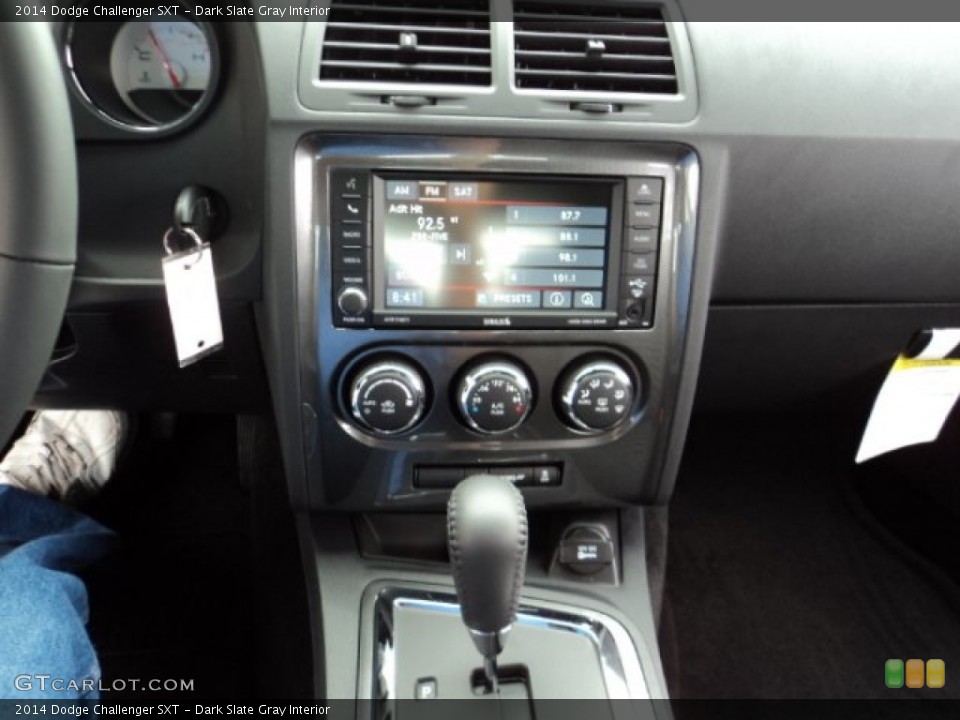 Dark Slate Gray Interior Controls for the 2014 Dodge Challenger SXT #84419561
