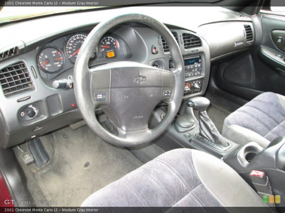 Medium Gray Interior Photo for the 2001 Chevrolet Monte Carlo LS #84422372