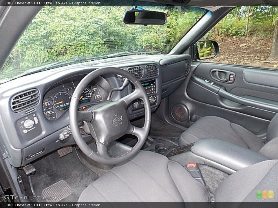 Graphite Interior Prime Interior for the 2003 Chevrolet S10 LS Crew Cab 4x4 #84437315