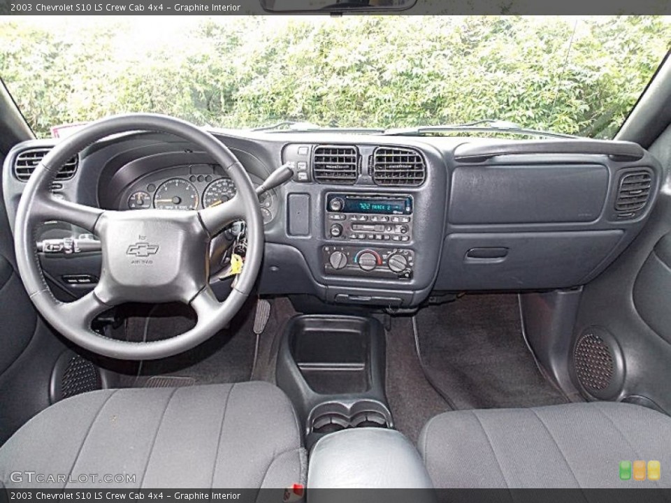 Graphite Interior Dashboard for the 2003 Chevrolet S10 LS Crew Cab 4x4 #84437339