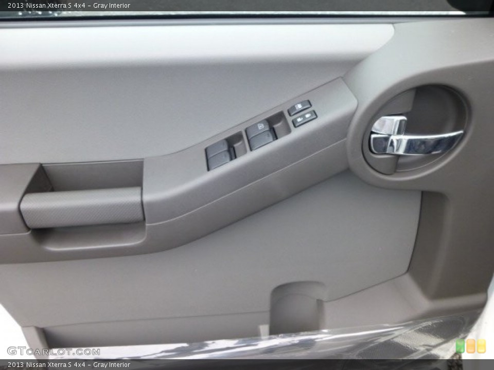 Gray Interior Door Panel for the 2013 Nissan Xterra S 4x4 #84437780