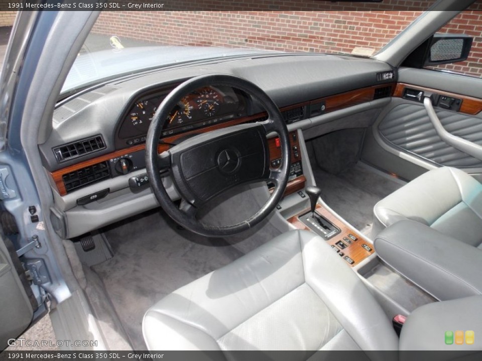 Grey 1991 Mercedes-Benz S Class Interiors