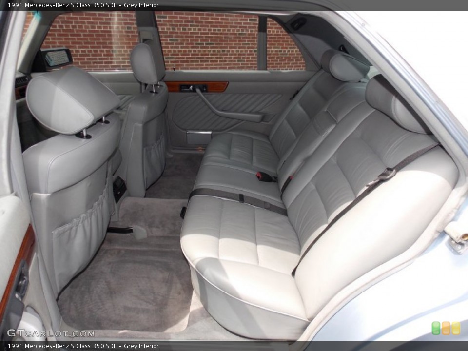 Grey Interior Rear Seat for the 1991 Mercedes-Benz S Class 350 SDL #84458669