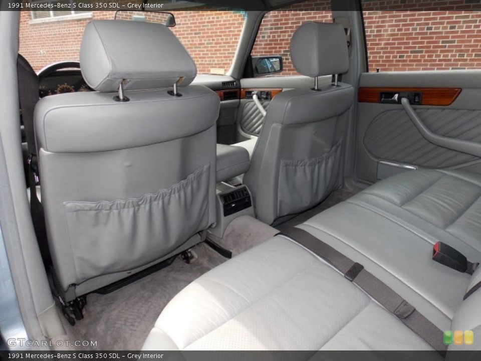 Grey Interior Rear Seat for the 1991 Mercedes-Benz S Class 350 SDL #84458687