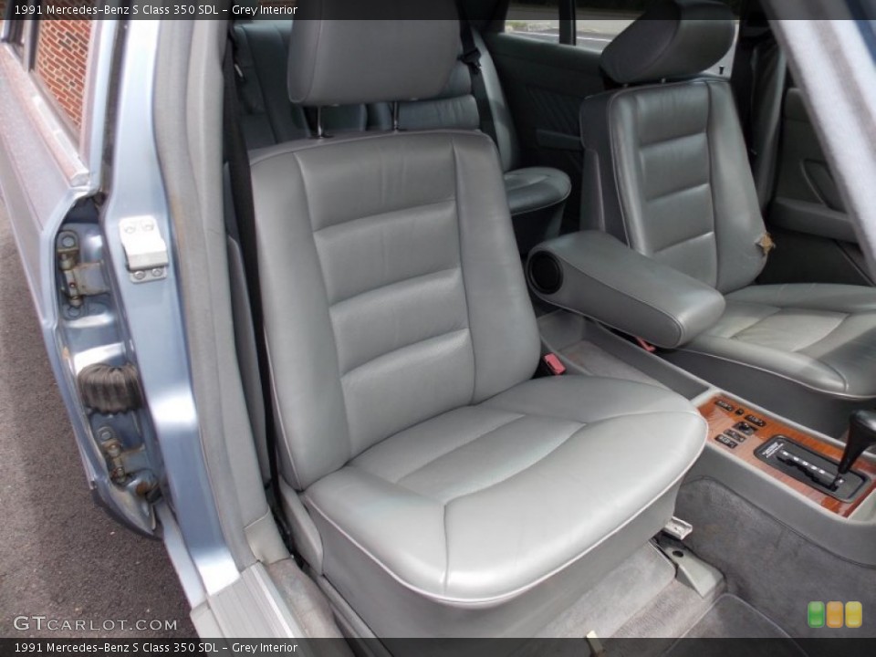 Grey Interior Front Seat for the 1991 Mercedes-Benz S Class 350 SDL #84458756