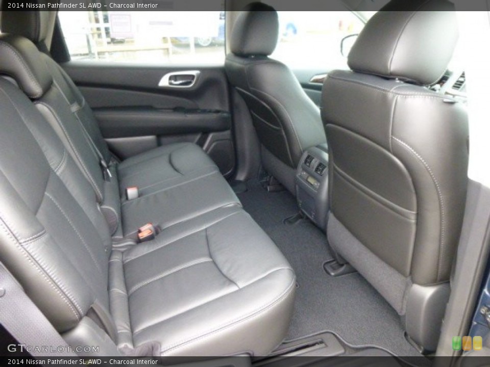 Charcoal Interior Rear Seat for the 2014 Nissan Pathfinder SL AWD #84463604