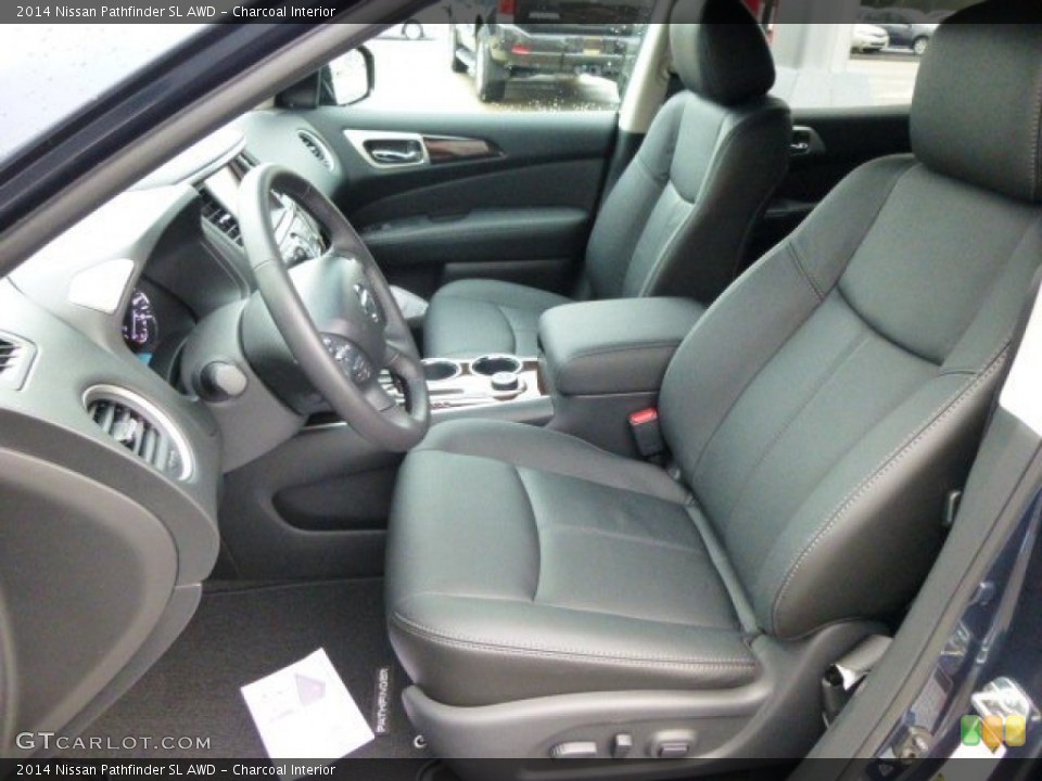 Charcoal Interior Photo for the 2014 Nissan Pathfinder SL AWD #84463676