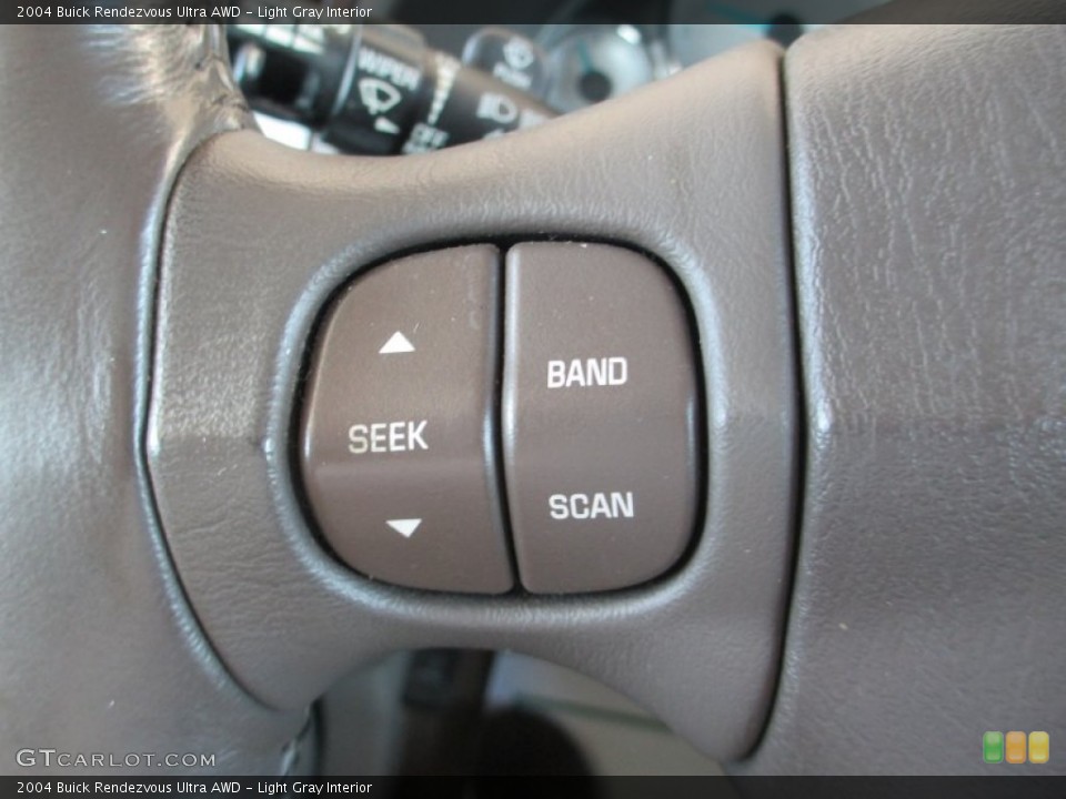 Light Gray Interior Controls for the 2004 Buick Rendezvous Ultra AWD #84468866