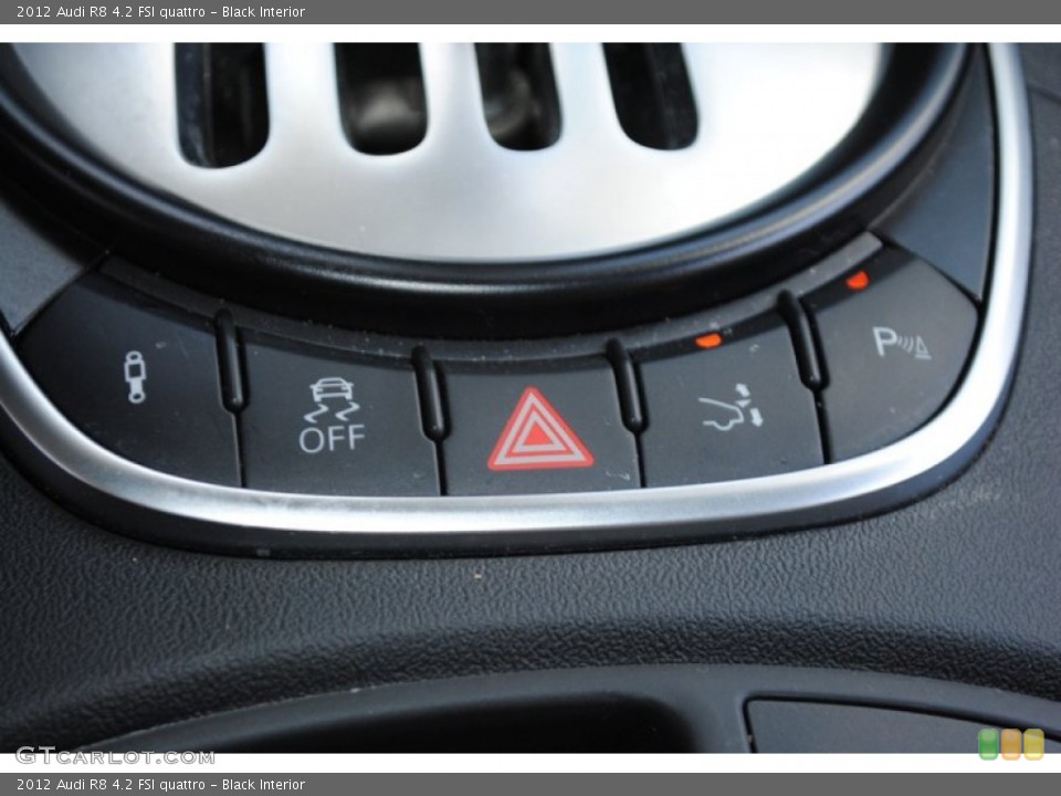 Black Interior Controls for the 2012 Audi R8 4.2 FSI quattro #84487899