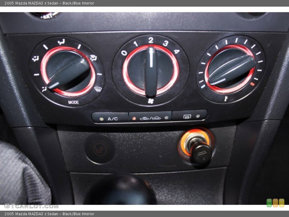 Black/Blue Interior Controls for the 2005 Mazda MAZDA3 s Sedan #84493098
