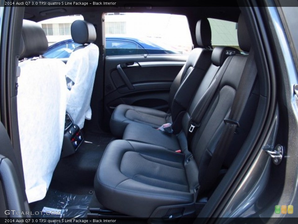 Black Interior Rear Seat for the 2014 Audi Q7 3.0 TFSI quattro S Line Package #84505860