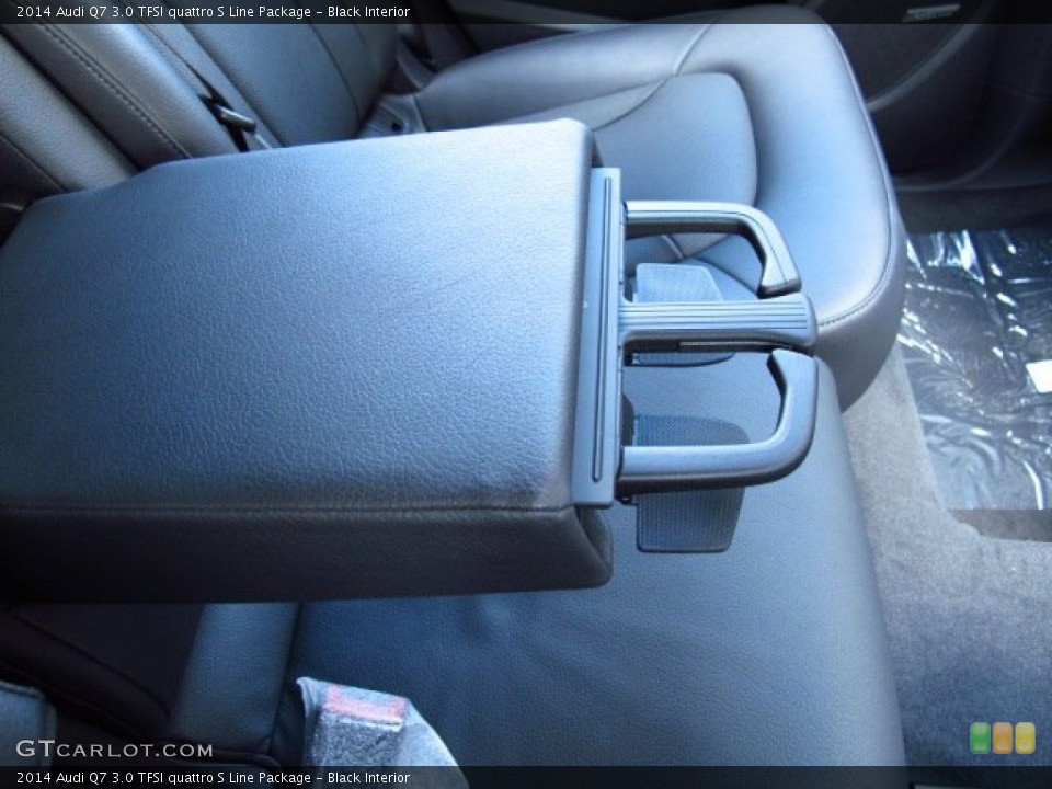 Black Interior Rear Seat for the 2014 Audi Q7 3.0 TFSI quattro S Line Package #84505920