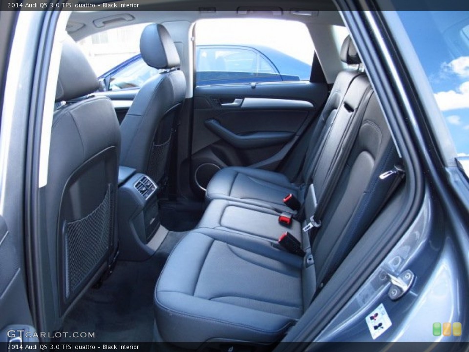 Black Interior Rear Seat for the 2014 Audi Q5 3.0 TFSI quattro #84507411
