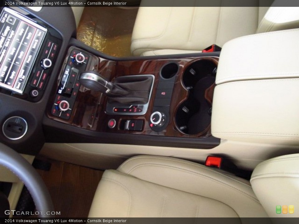 Cornsilk Beige Interior Controls for the 2014 Volkswagen Touareg V6 Lux 4Motion #84519265