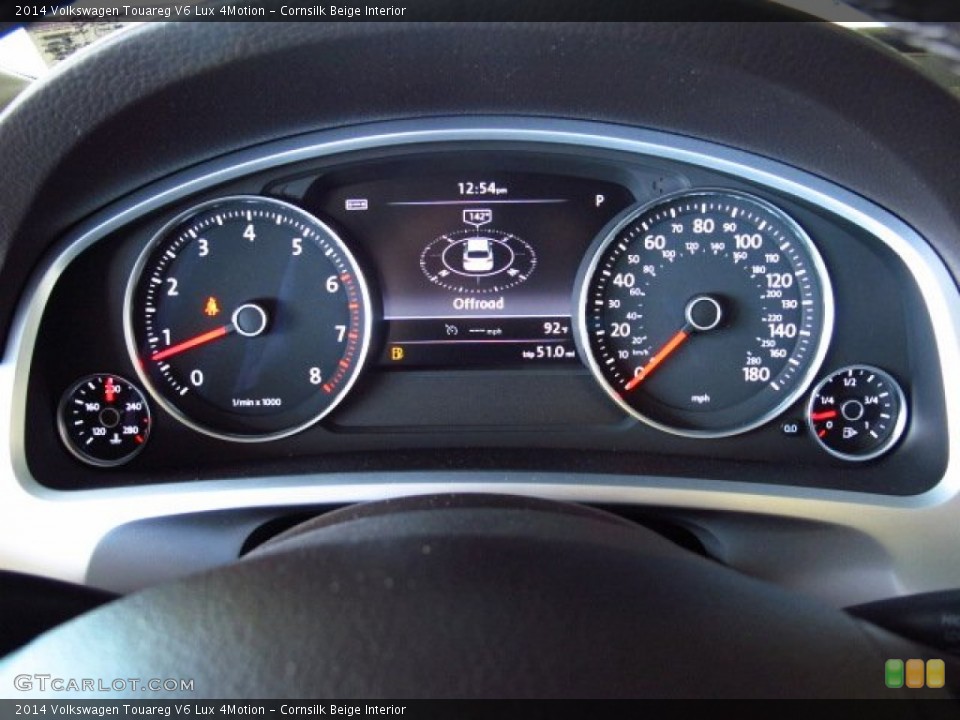 Cornsilk Beige Interior Gauges for the 2014 Volkswagen Touareg V6 Lux 4Motion #84519445
