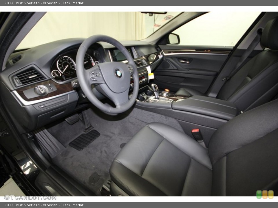 Black Interior Photo for the 2014 BMW 5 Series 528i Sedan #84522289