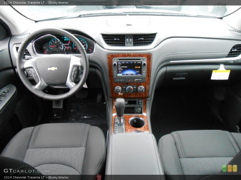 Ebony Interior Dashboard for the 2014 Chevrolet Traverse LT #84533338
