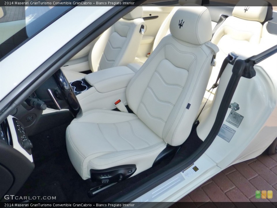 Bianco Pregiato Interior Front Seat for the 2014 Maserati GranTurismo Convertible GranCabrio #84558601