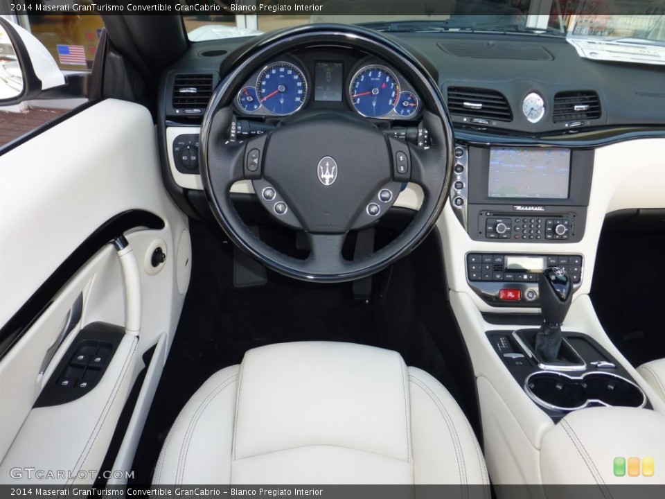 Bianco Pregiato Interior Steering Wheel for the 2014 Maserati GranTurismo Convertible GranCabrio #84558694