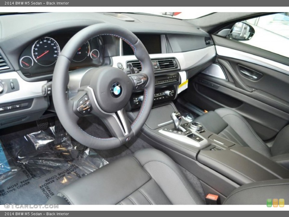 Black Interior Prime Interior for the 2014 BMW M5 Sedan #84558853