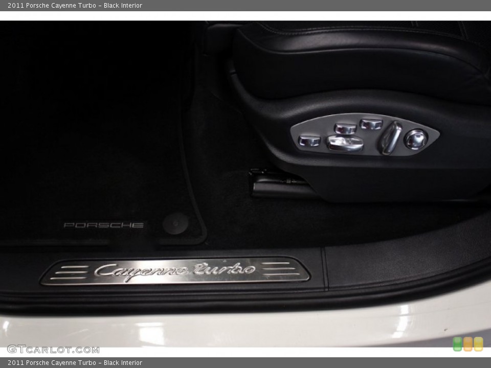 Black Interior Controls for the 2011 Porsche Cayenne Turbo #84592207