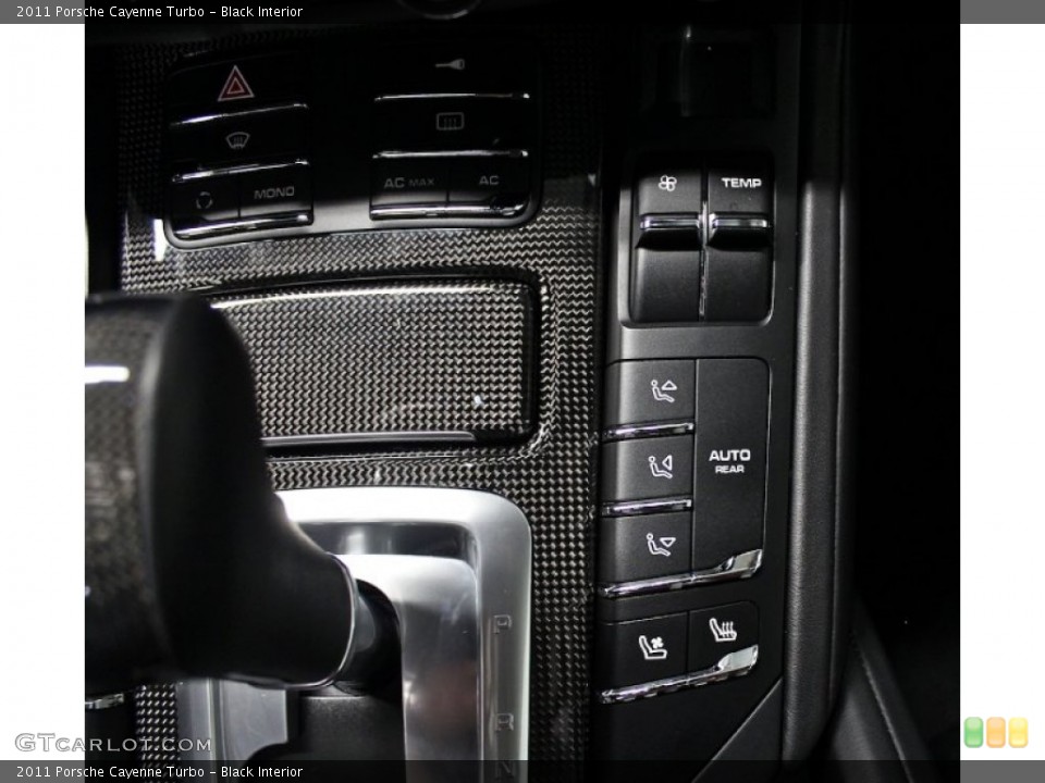 Black Interior Controls for the 2011 Porsche Cayenne Turbo #84592615