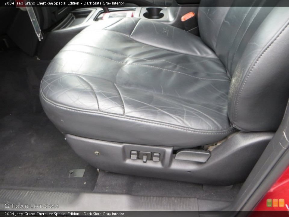 Dark Slate Gray Interior Front Seat for the 2004 Jeep Grand Cherokee Special Edition #84601903