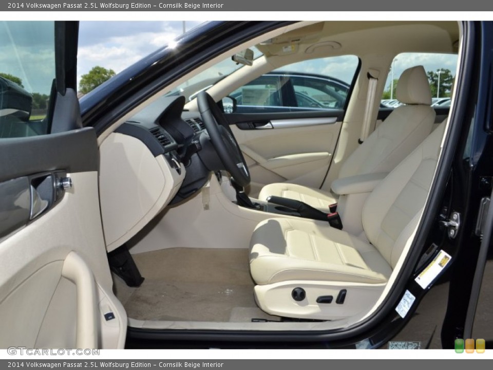 Cornsilk Beige Interior Photo for the 2014 Volkswagen Passat 2.5L Wolfsburg Edition #84605719