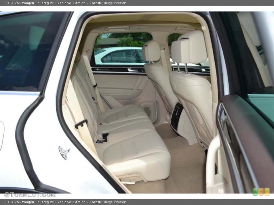 Cornsilk Beige Interior Rear Seat for the 2014 Volkswagen Touareg V6 Executive 4Motion #84606706