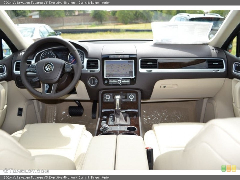 Cornsilk Beige Interior Dashboard for the 2014 Volkswagen Touareg V6 Executive 4Motion #84606724