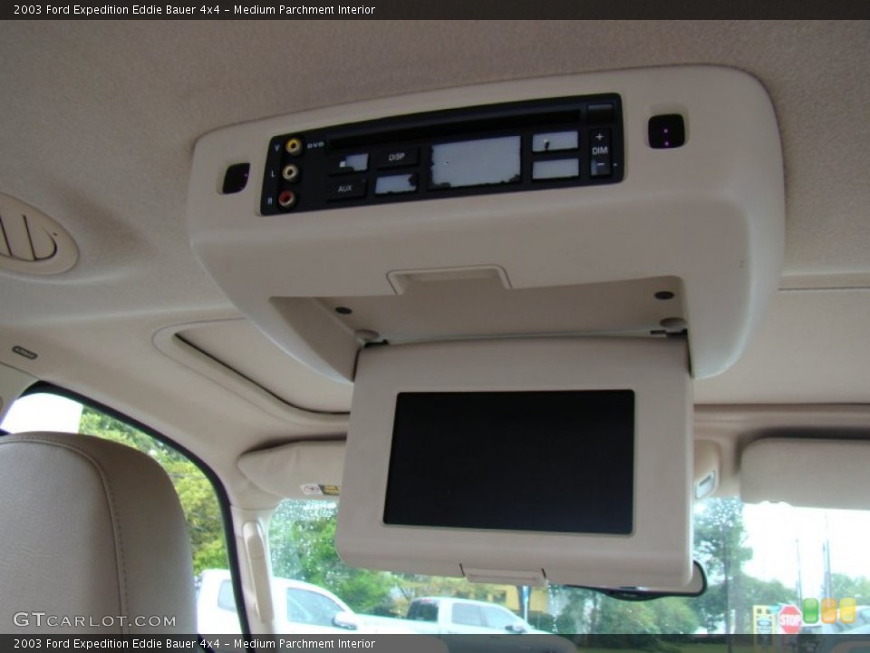 Medium Parchment Interior Entertainment System for the 2003 Ford Expedition Eddie Bauer 4x4 #84642254