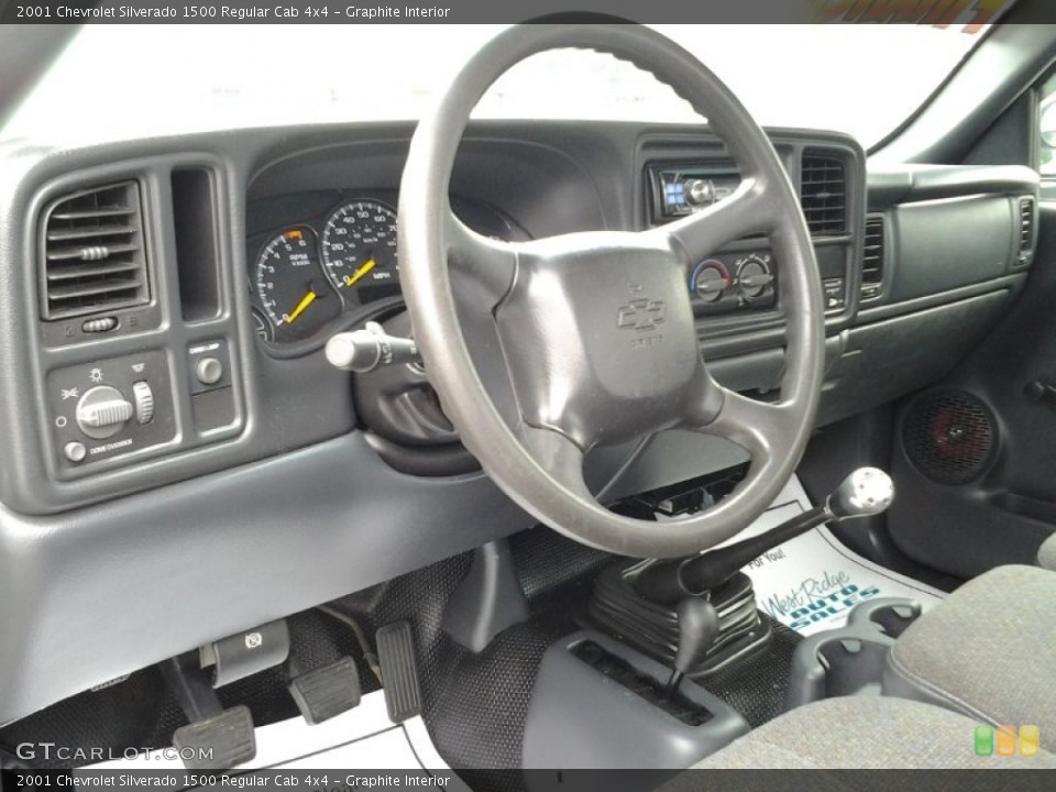 Graphite Interior Dashboard for the 2001 Chevrolet Silverado 1500 Regular Cab 4x4 #84658412