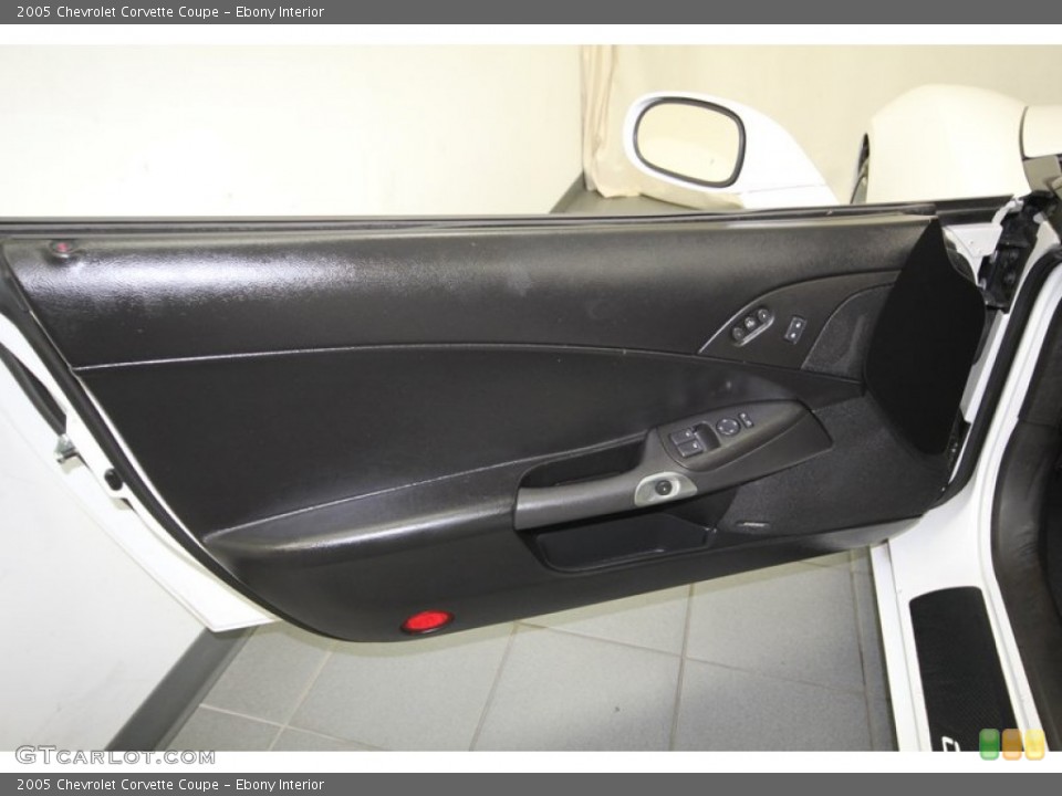 Ebony Interior Door Panel for the 2005 Chevrolet Corvette Coupe #84667988