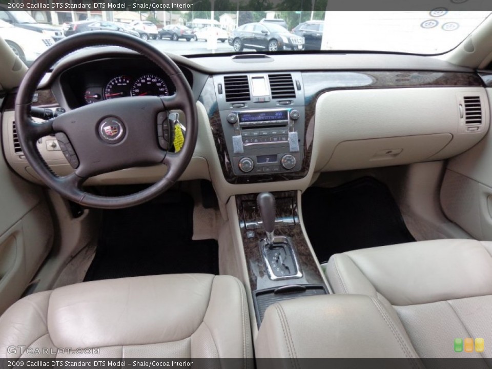 Shale/Cocoa Interior Dashboard for the 2009 Cadillac DTS  #84675239