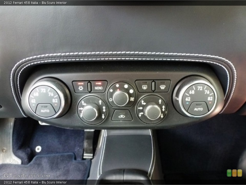 Blu Scuro Interior Controls for the 2012 Ferrari 458 Italia #84710947
