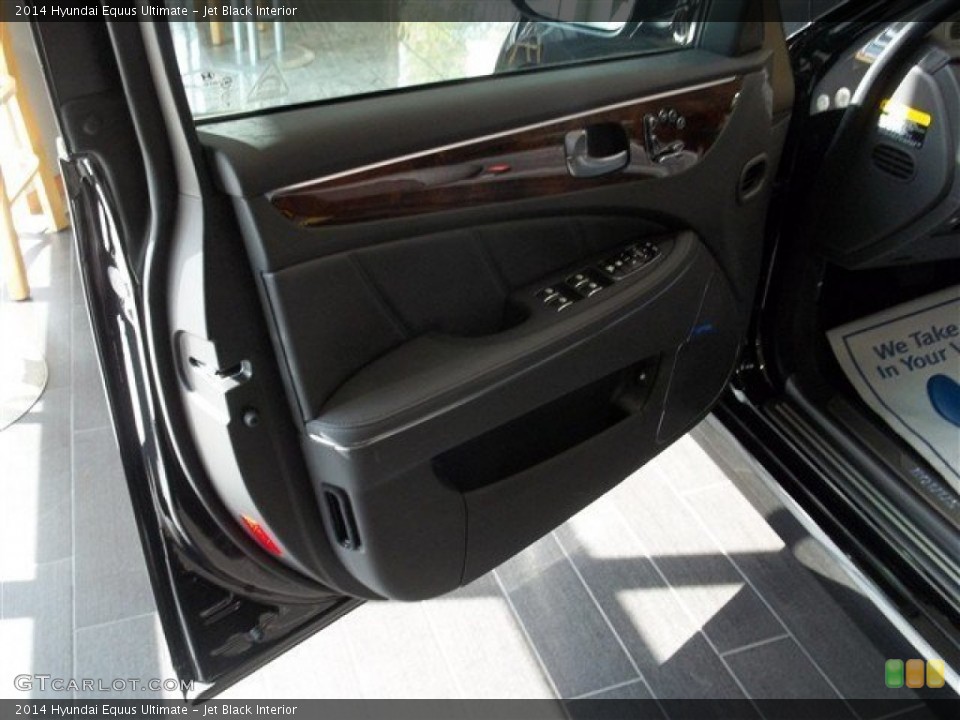 Jet Black Interior Door Panel for the 2014 Hyundai Equus Ultimate #84731417