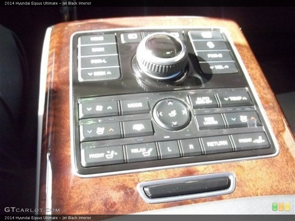 Jet Black Interior Controls for the 2014 Hyundai Equus Ultimate #84731803