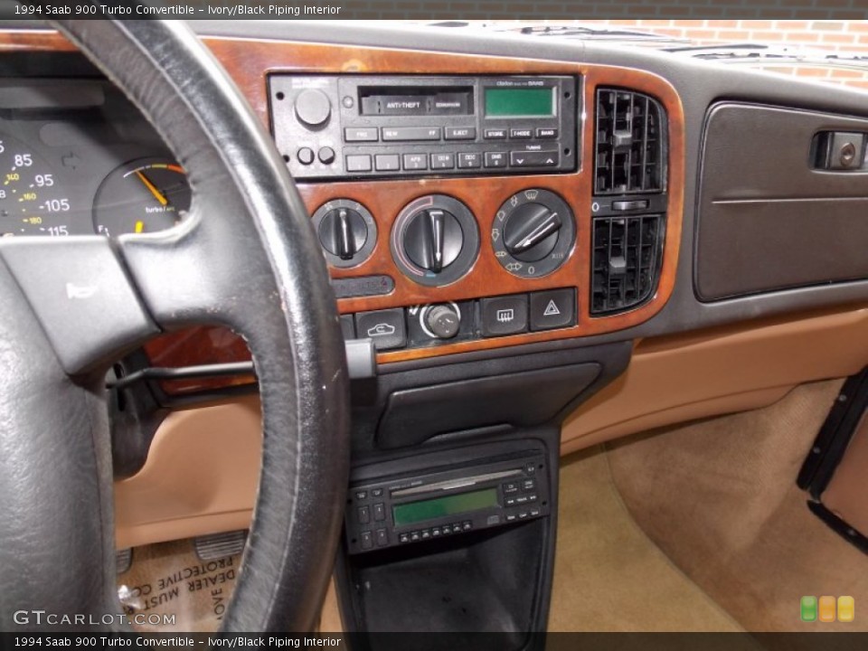 Ivory/Black Piping Interior Controls for the 1994 Saab 900 Turbo Convertible #84749882