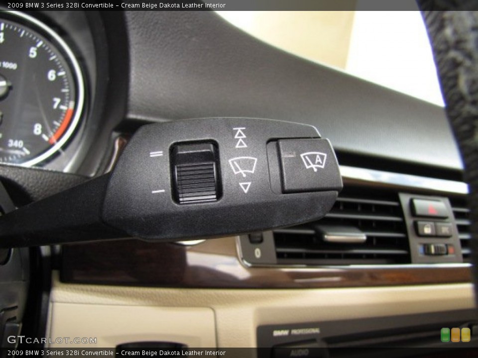 Cream Beige Dakota Leather Interior Controls for the 2009 BMW 3 Series 328i Convertible #84769565