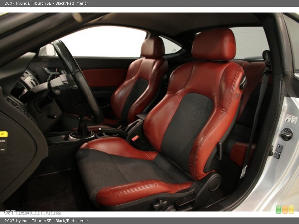 Black/Red Interior Photo for the 2007 Hyundai Tiburon SE #84801062