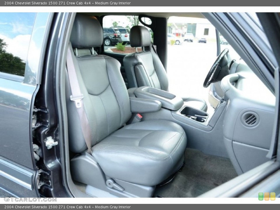 Medium Gray Interior Photo for the 2004 Chevrolet Silverado 1500 Z71 Crew Cab 4x4 #84805307
