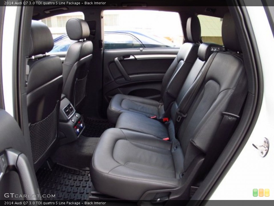 Black Interior Rear Seat for the 2014 Audi Q7 3.0 TDI quattro S Line Package #84816567