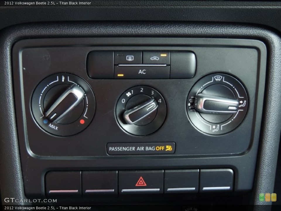 Titan Black Interior Controls for the 2012 Volkswagen Beetle 2.5L #84820317