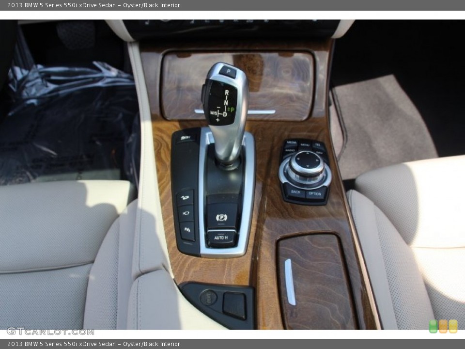 Oyster/Black Interior Transmission for the 2013 BMW 5 Series 550i xDrive Sedan #84850338