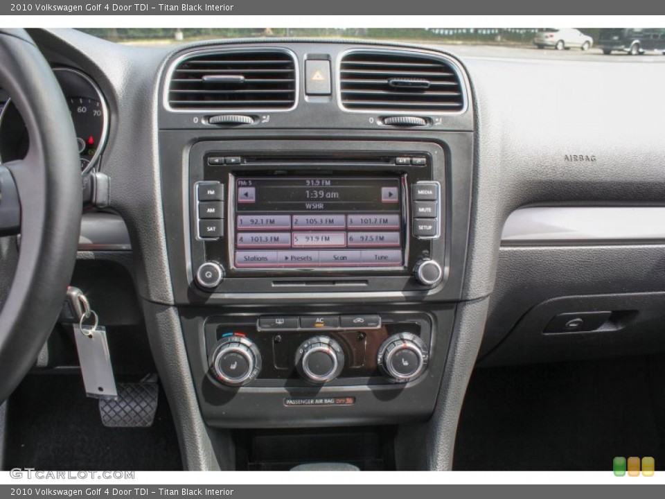 Titan Black Interior Controls for the 2010 Volkswagen Golf 4 Door TDI #84860963