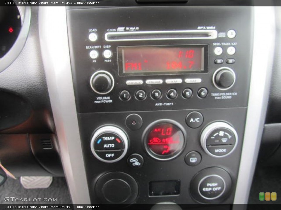 Black Interior Controls for the 2010 Suzuki Grand Vitara Premium 4x4 #84863055