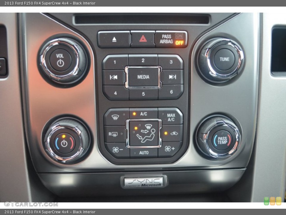 Black Interior Controls for the 2013 Ford F150 FX4 SuperCrew 4x4 #84870185