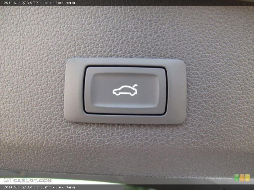 Black Interior Controls for the 2014 Audi Q7 3.0 TFSI quattro #84877433